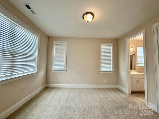 Building Photo - 929 Terramore Ln