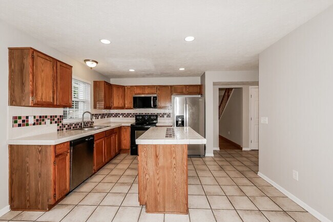 Building Photo - 401 Creekstone Dr