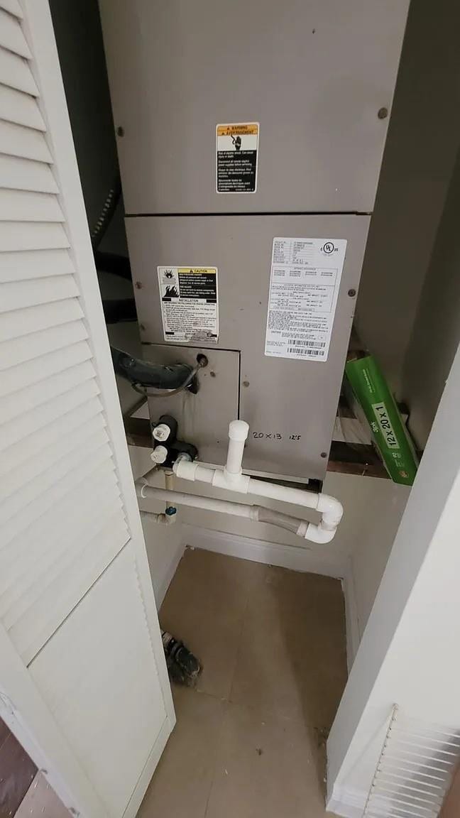 Building Photo - 6505 Winfield Blvd