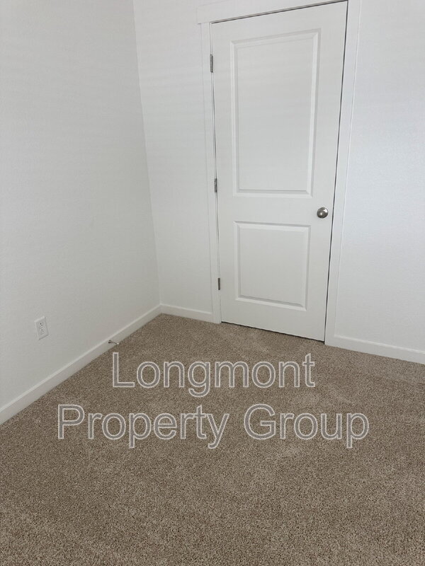 Building Photo - 13609 Topaz Pl