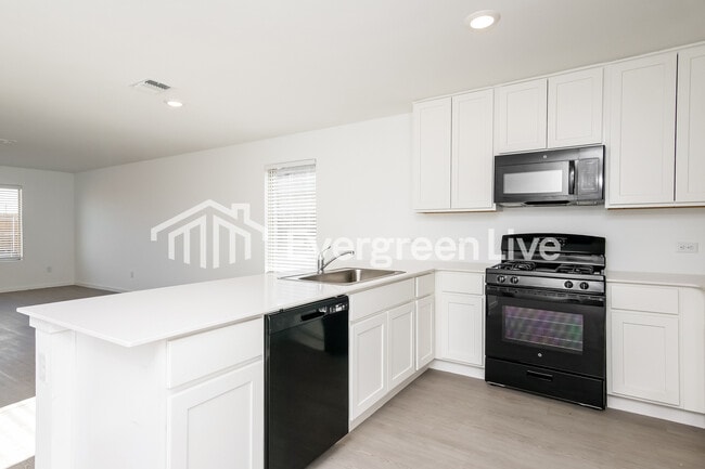 Building Photo - 12520 Huntington Rdg Wy