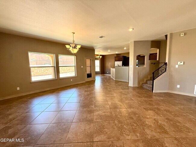 Building Photo - 3712 Coco Palm Dr