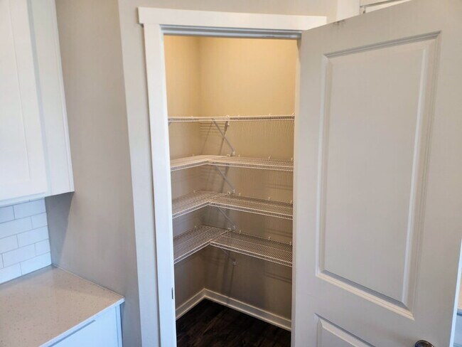 Building Photo - 2124 NW 44th St