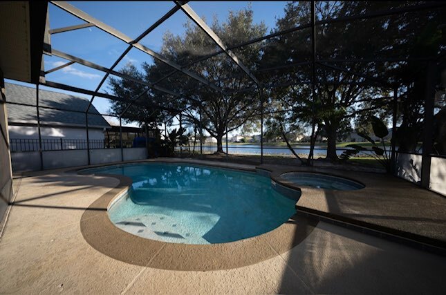 Building Photo - 5456 Los Palma Vista Dr