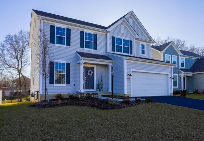 Building Photo - Luxury Living in Minerva Park!