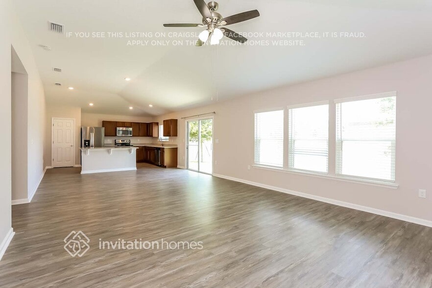 Building Photo - 12357 Golden Bell Dr