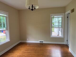 Building Photo - 645 Hi View Ct