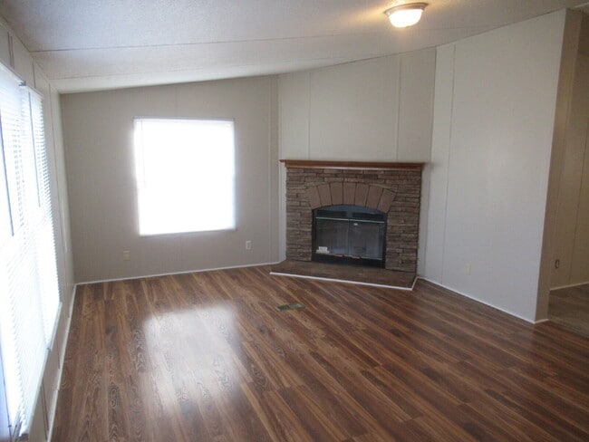 Building Photo - Move-In Ready 4-Bedroom Home on a Private Lot Just North of Lincolnton!