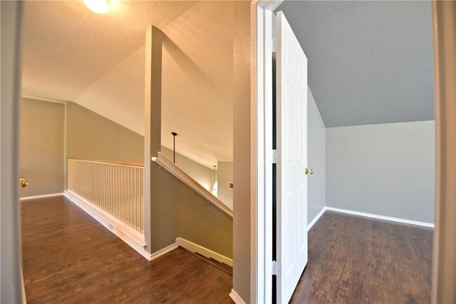 Building Photo - 2813 Greenlee Dr