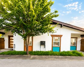 Building Photo - AVAILABE NOW ; APPLY TODAY AT OUR WEBSITE!!