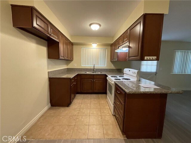 Building Photo - 6042 Lime Ave