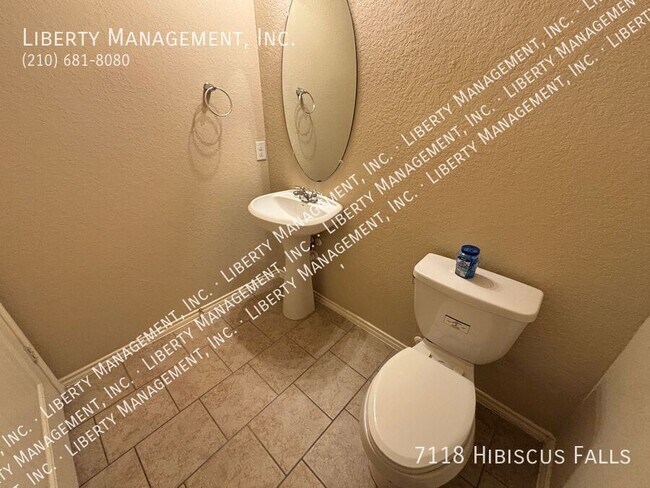 Building Photo - 7118 Hibiscus Falls