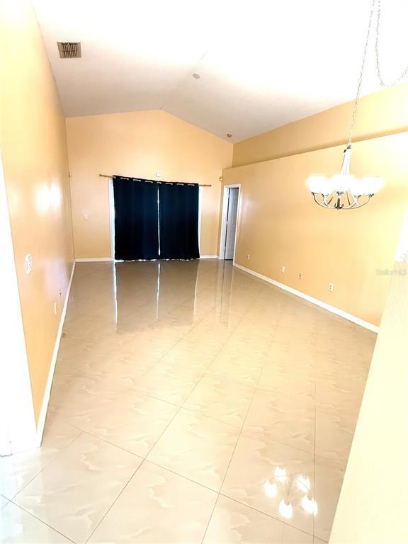 Building Photo - 9217 Valencia Palms Dr