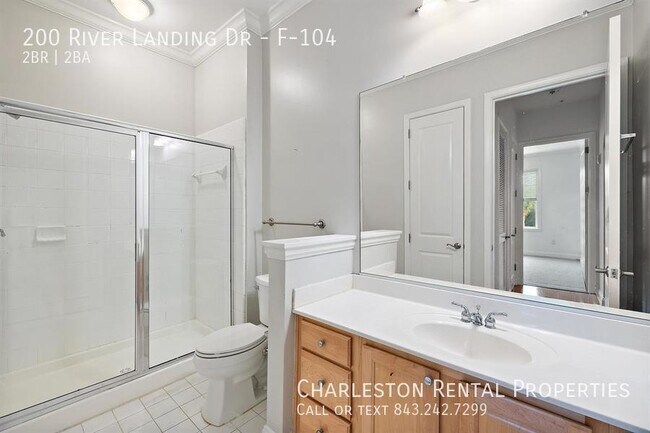 Building Photo - 200 River Landing Dr