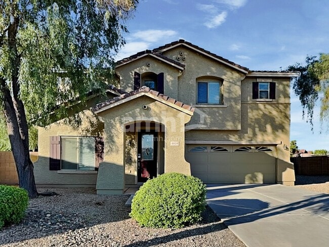 Building Photo - 4816 S 23rd Dr