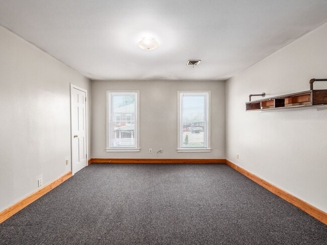 Building Photo - 193 E 2nd Ave