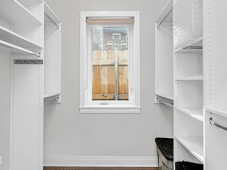 Building Photo - 1320 W Lexington St