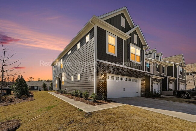 Building Photo - 5052 Falstone Dr