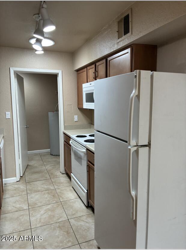 Building Photo - 157 W Inglewood St