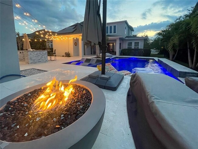 Building Photo - 13153 Lessing Ave