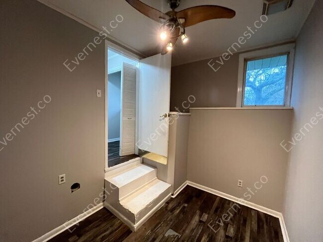 Building Photo - 4306 Righton Ln