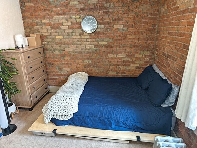 Building Photo - 9WIL919