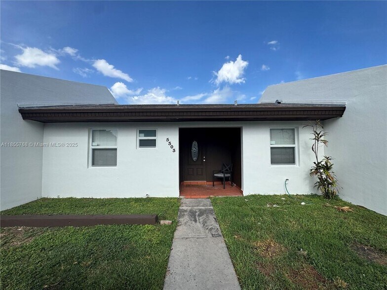 Primary Photo - 5303 SW 137th Ct