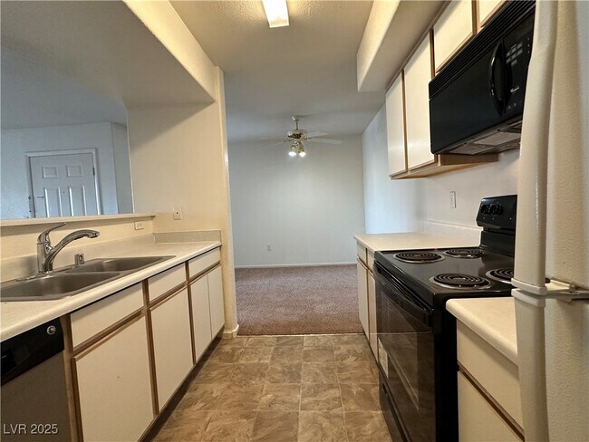 Building Photo - 2300 E Silverado Ranch Blvd