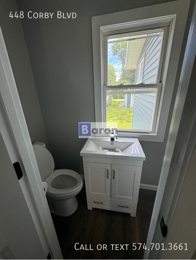 Building Photo - 448 Corby Blvd