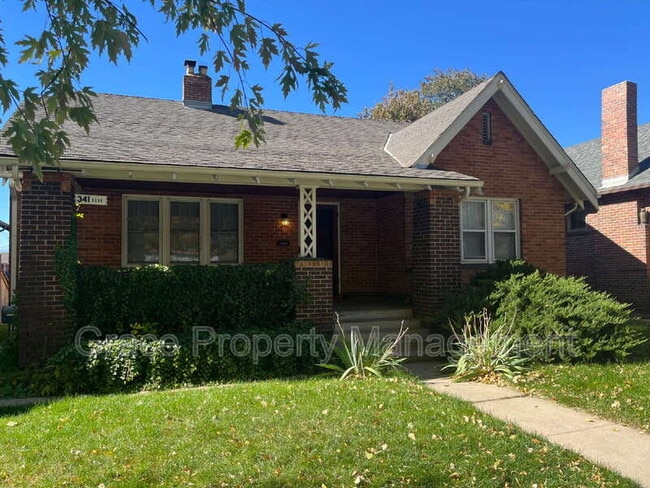 Building Photo - 343 S Clarkson St