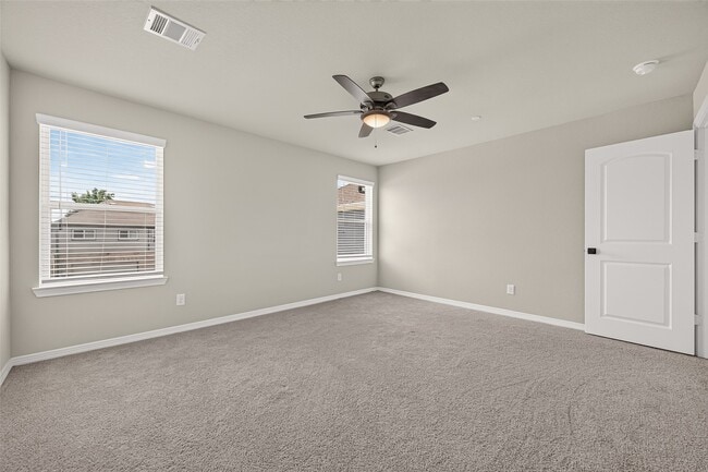 Building Photo - 8033 Scanlan Trl