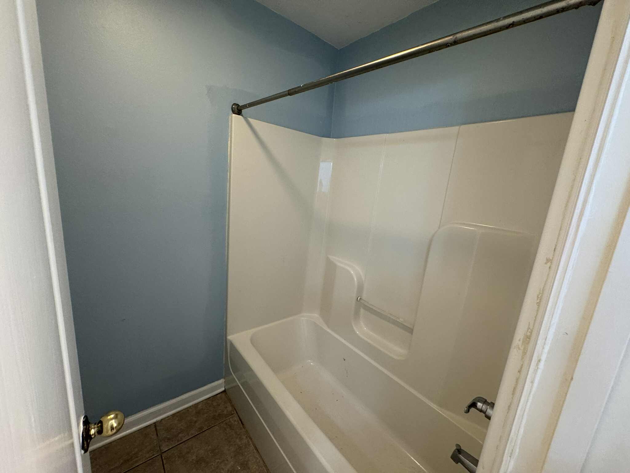 Building Photo - 6206 W Desoto St