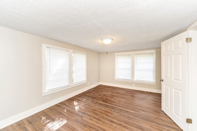 Building Photo - Lovely 3-Bedroom Home in the Heart of Pleasant Grove