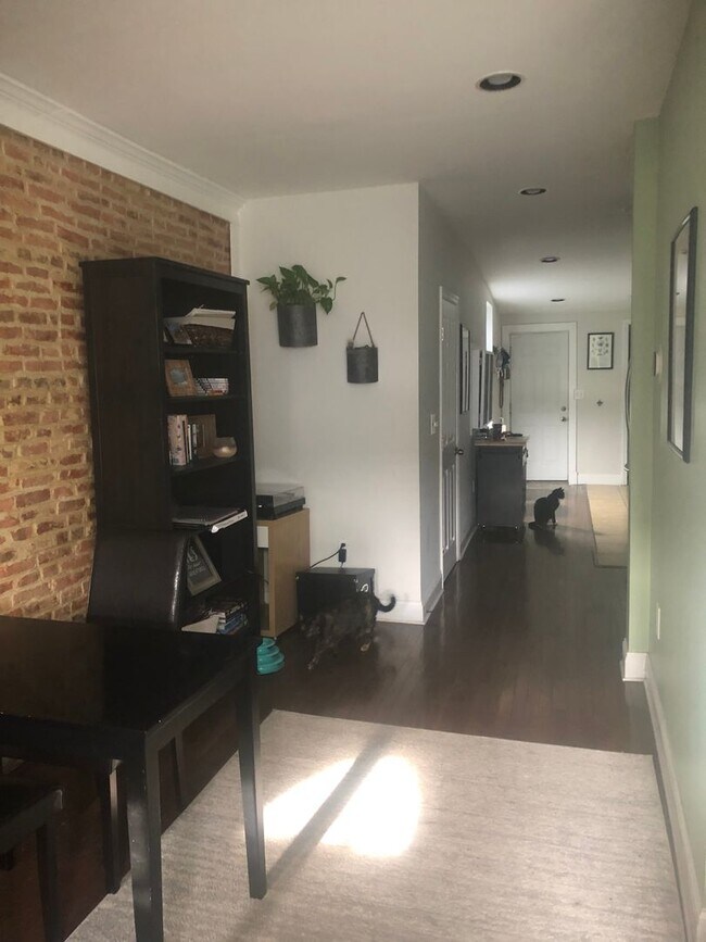 Building Photo - One Block From The Avenue! Perfect 2-Bedro...