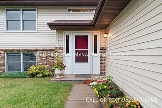 Building Photo - 1939 Murphy Ave