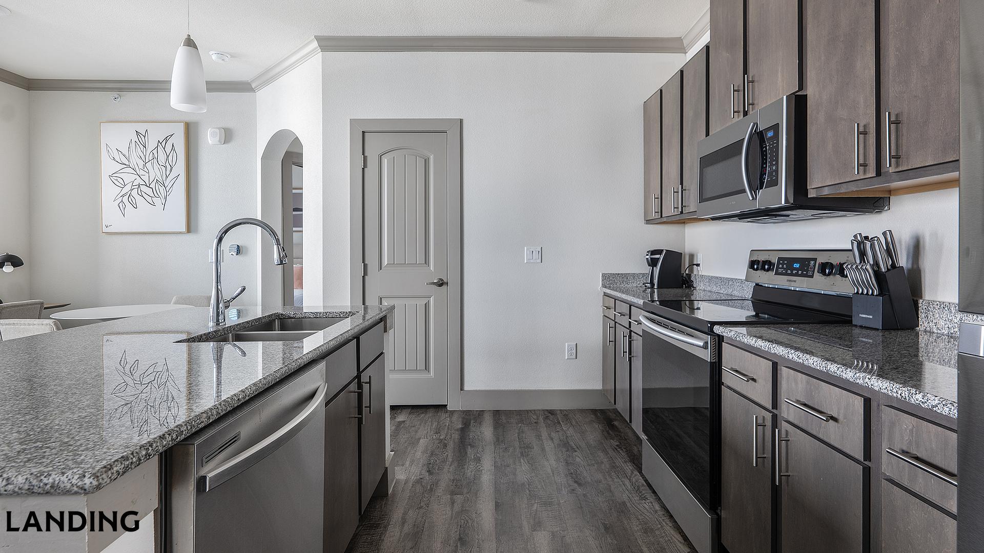 Building Photo - 12500 Shadowglen Trce