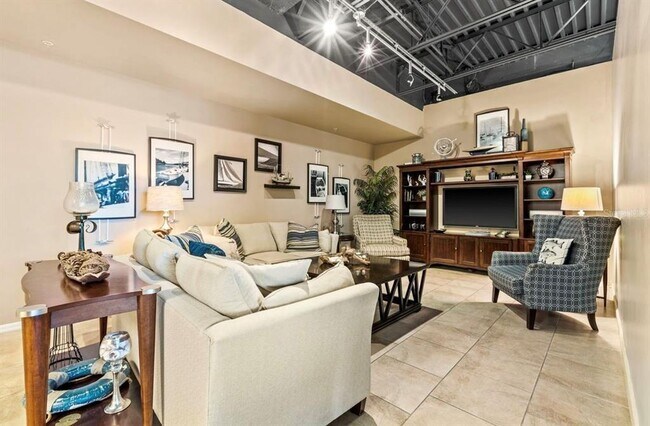 Building Photo - 6080 Moorings Dr S