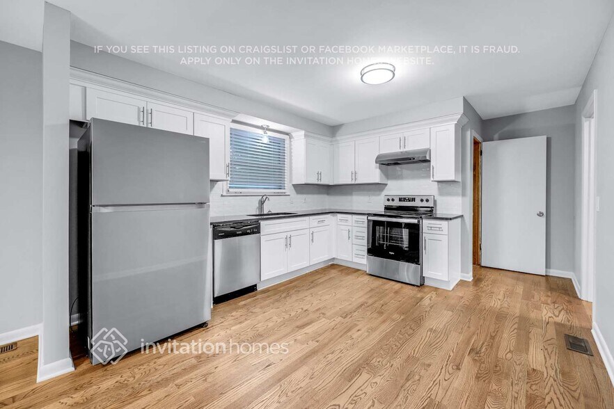 Building Photo - 4812 Smokey Dr