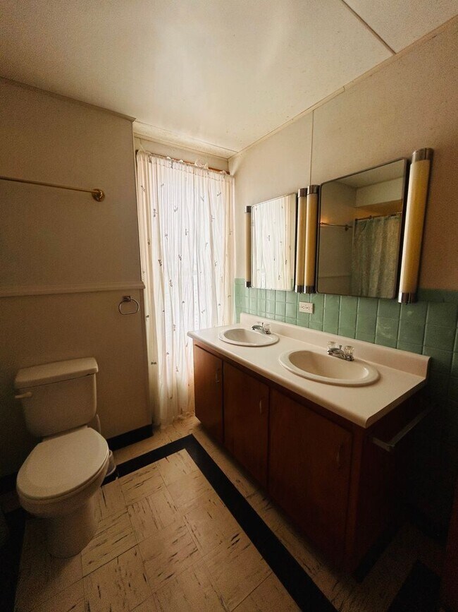 Building Photo - Village of West Carthage 3-4 Bedroom / 1.5 Bath Home