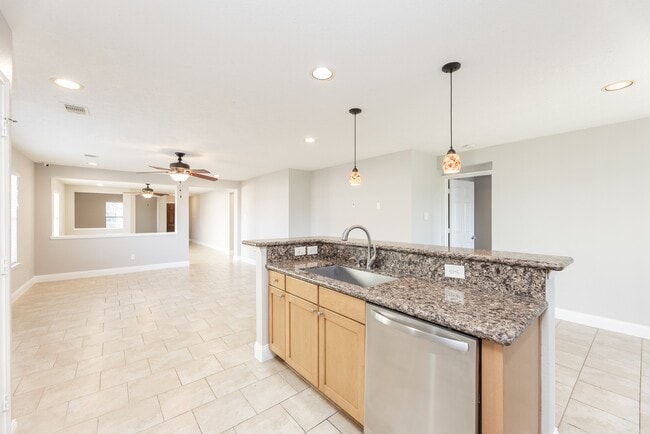 Building Photo - 16026 Arapaho Bend Ln