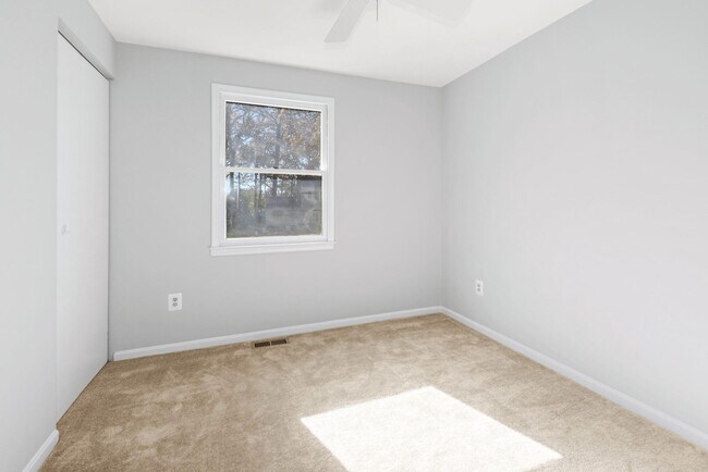 Building Photo - 12712 Longleaf Ln