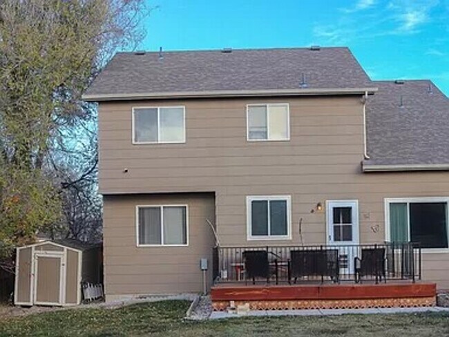 Building Photo - 710 Riverview Ln