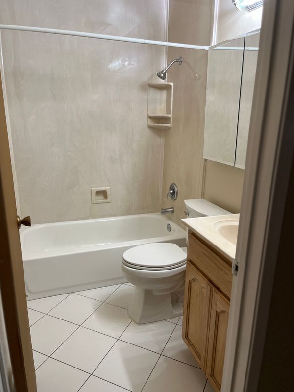 Building Photo - 5489 Judith St