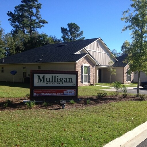 Building Photo - Mulligan Manor