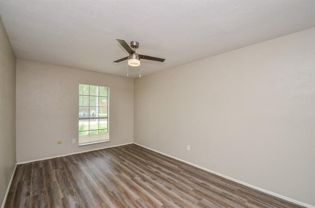 Building Photo - 14419 Merry Meadow Dr