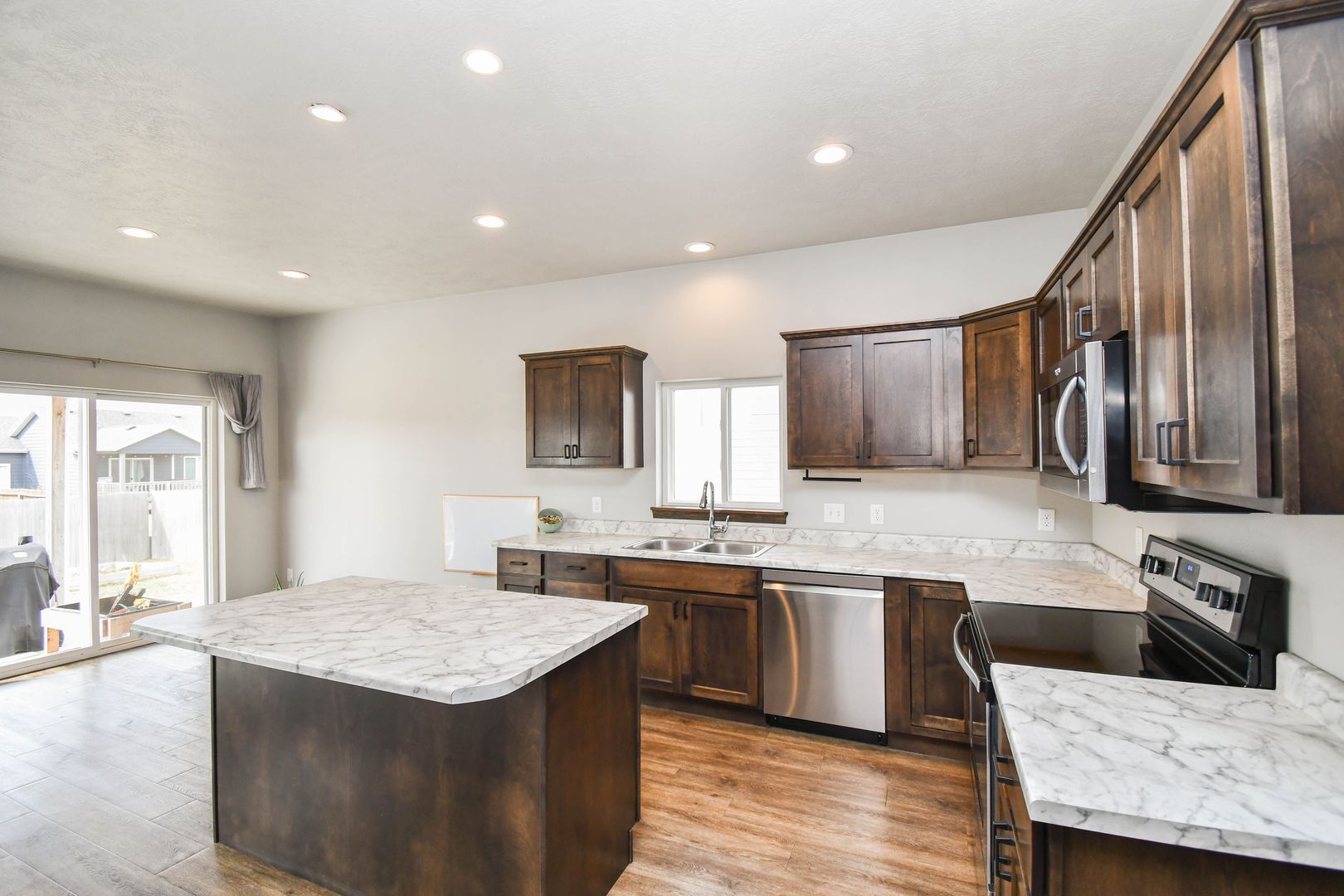 Building Photo - 7301 E Corinth St