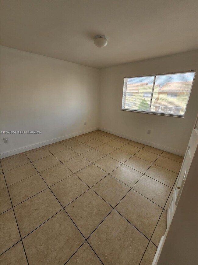 Building Photo - 2770 W 61st Pl