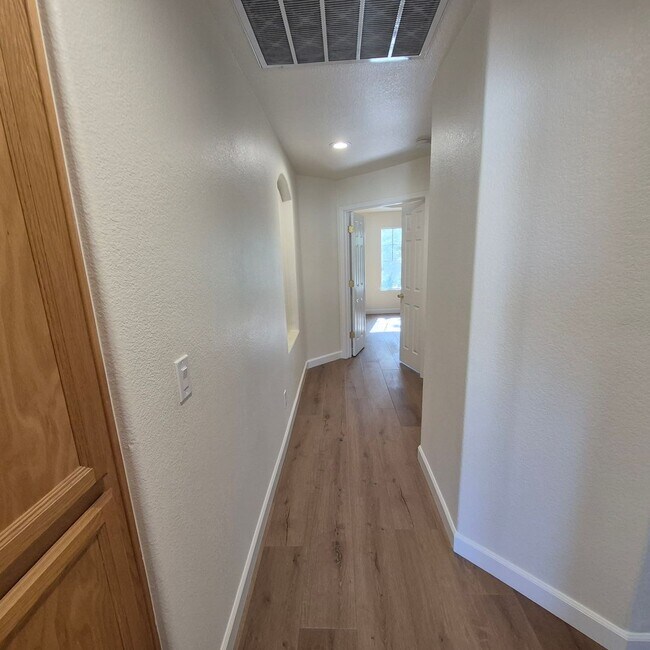 Building Photo - 5317 Buckwood Way