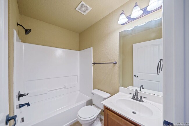 Building Photo - 9902 Meadow Lark