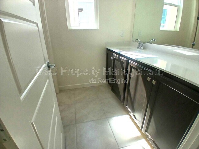 Building Photo - 5339 Shenandoah Vly Ln